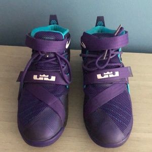 Lebron Soldier 9s